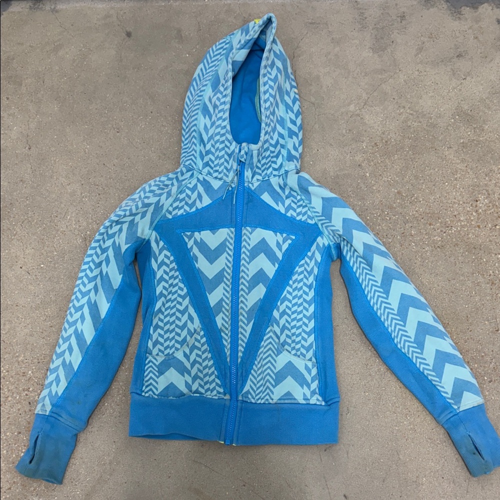 Blue Chevron Pattern Hoodie